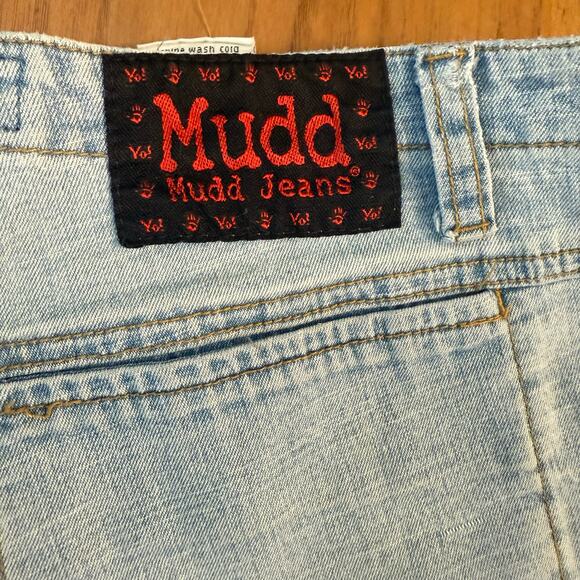 Vintage 90s Y2K Mudd Jeans Size 9 Low Rise Flare Bell Brass Buckle Light Wash - Picture 5 of 15